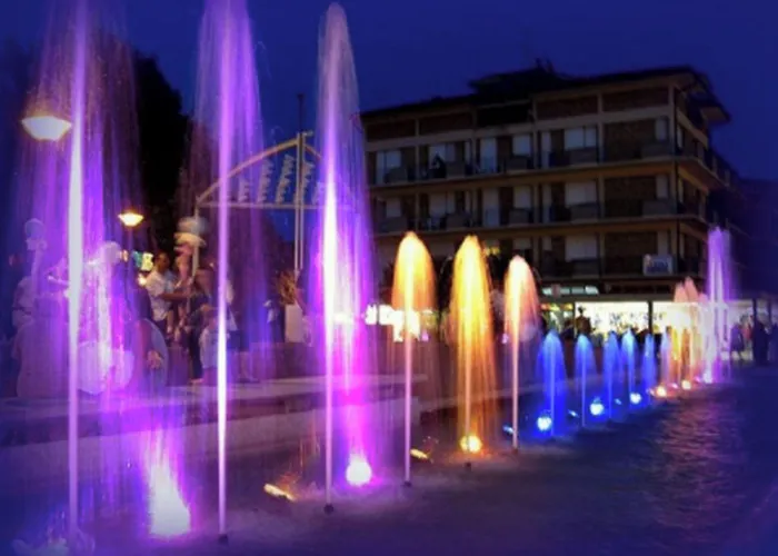 Vibrant With Pool-beahost * Bibione